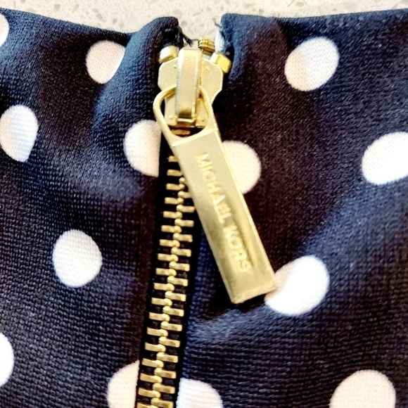 Michael KORS Large black and white polka dot Top - Picture 4 of 8